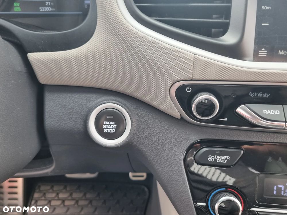 Hyundai IONIQ Hybrid Premium - 20