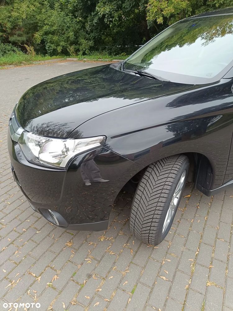 Mitsubishi Outlander 2.0 2WD Klassik Kollektion - 9
