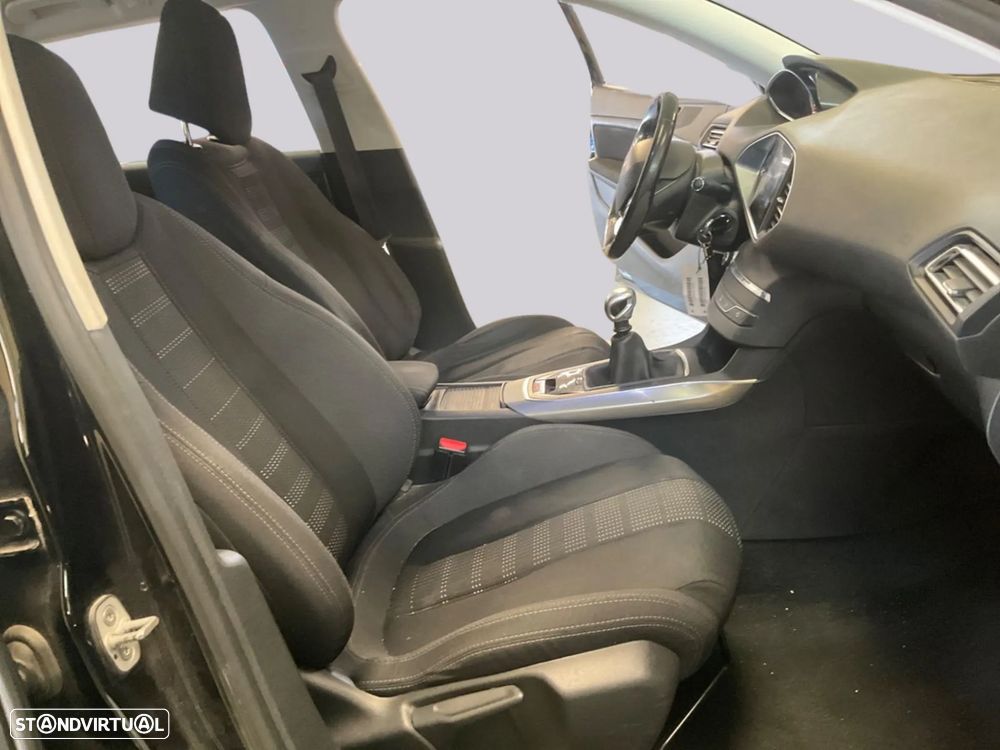 Peugeot 308 SW - 3