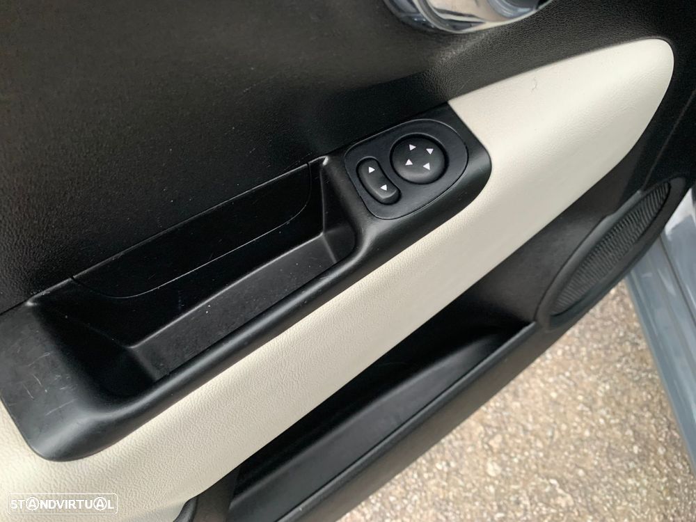 Fiat 500 1.0 Hybrid Lounge - 41