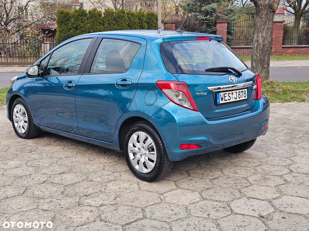 Toyota Yaris 1.33 VVT-i Comfort - 38