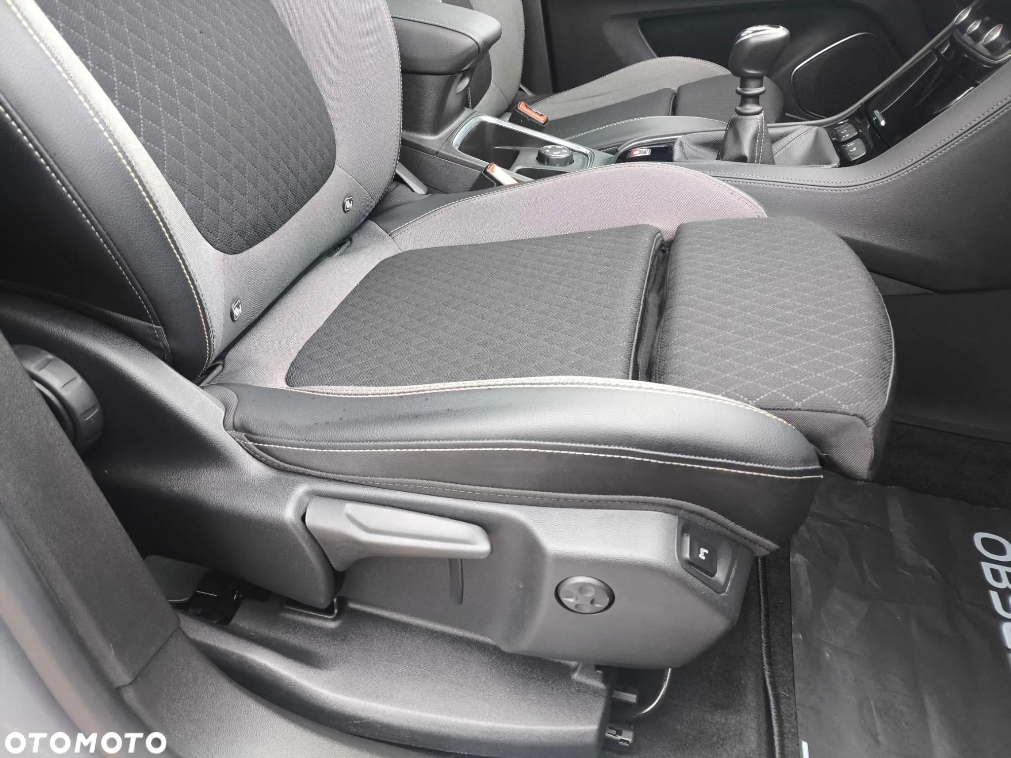 Opel Grandland X 1.5 D Start/Stop Business INNOVATION - 5