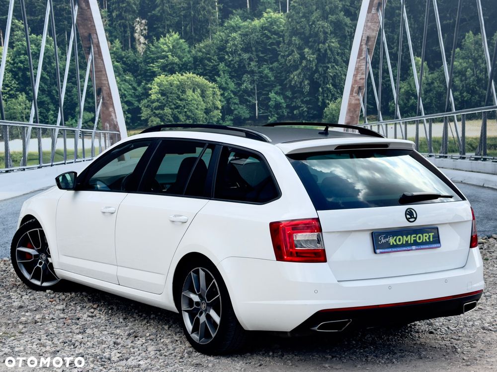 Skoda Octavia 2.0 TDI DSG RS - 13