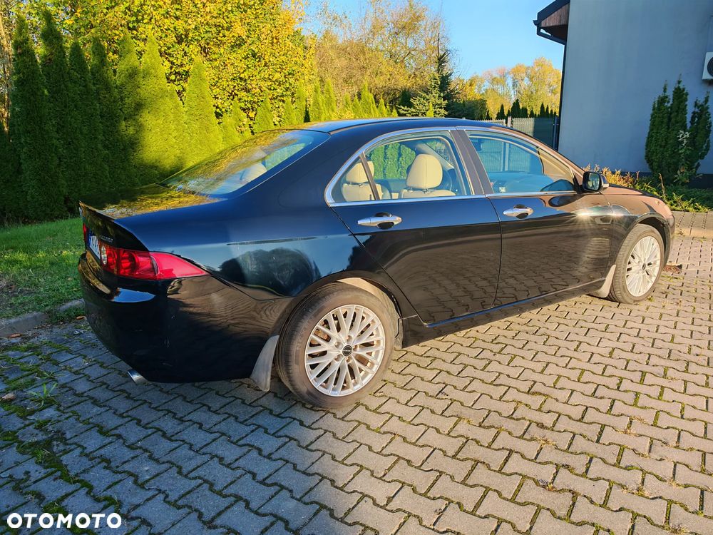 Honda Accord 2.4 Executive - 12