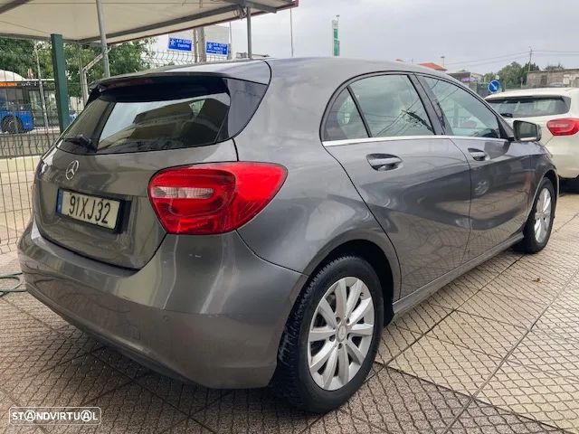 Mercedes-Benz A 180 CDI (BlueEFFICIENCY) Urban - 16