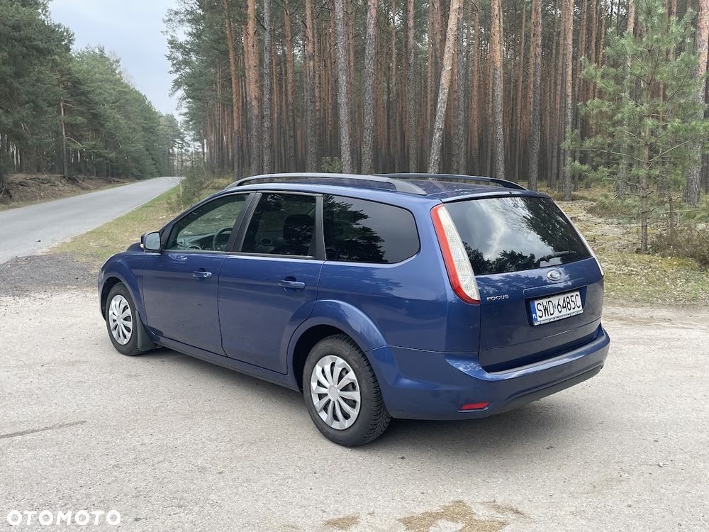 Ford Focus 1.6 16V Style+ - 3