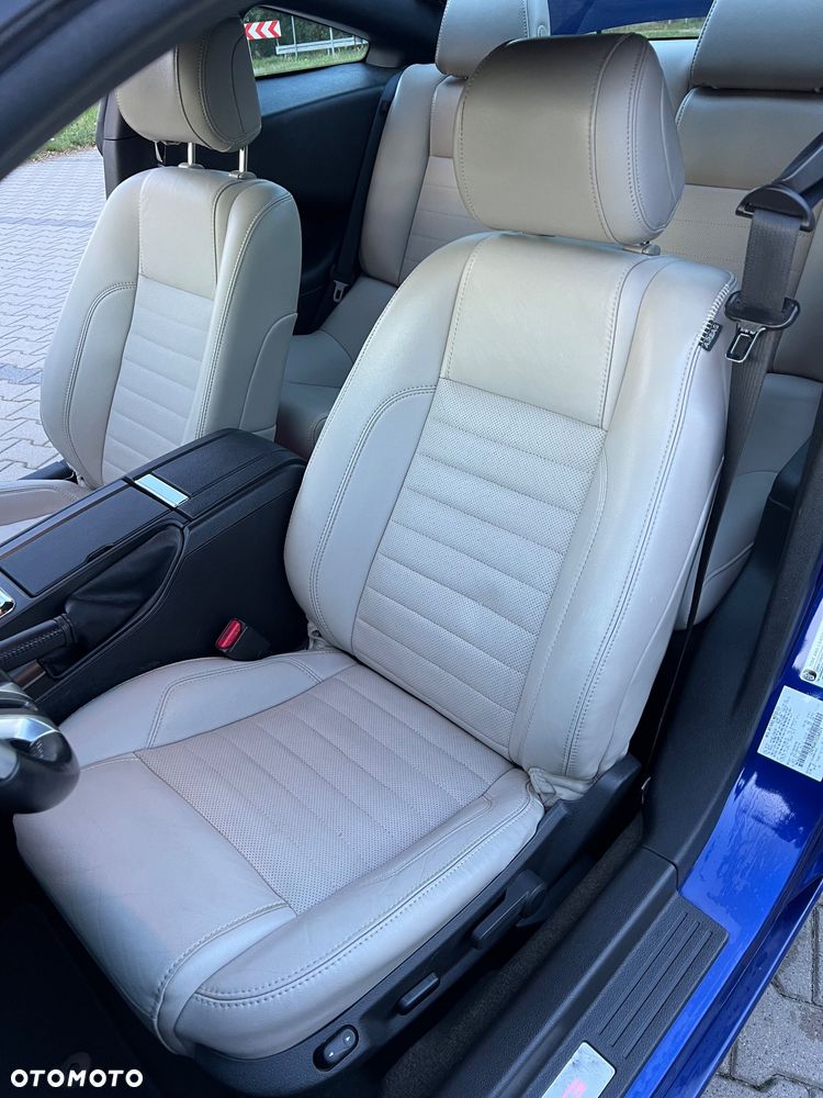 Ford Mustang 3.7 V6 Premium - 18