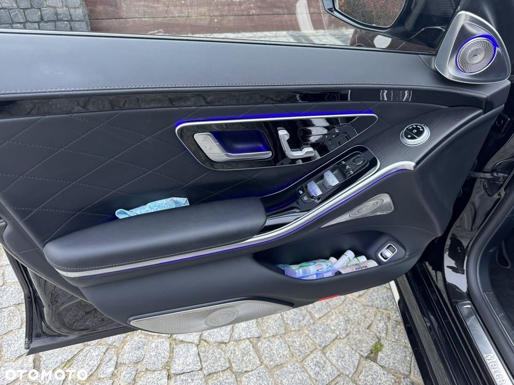 Mercedes-Benz Klasa S 580 e PHEV 4-Matic 9G-TRONIC - 17
