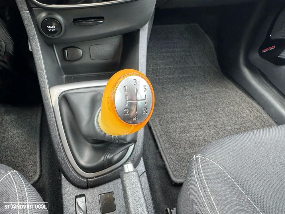 Renault Clio 0.9 TCe Limited - 27
