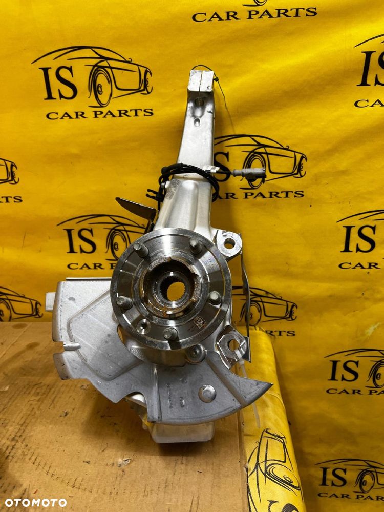 ZWROTNICA PIASTA CZUJNIK ABS PRZÓD LEWY LAND ROVER DEFENDER II L663 - 1