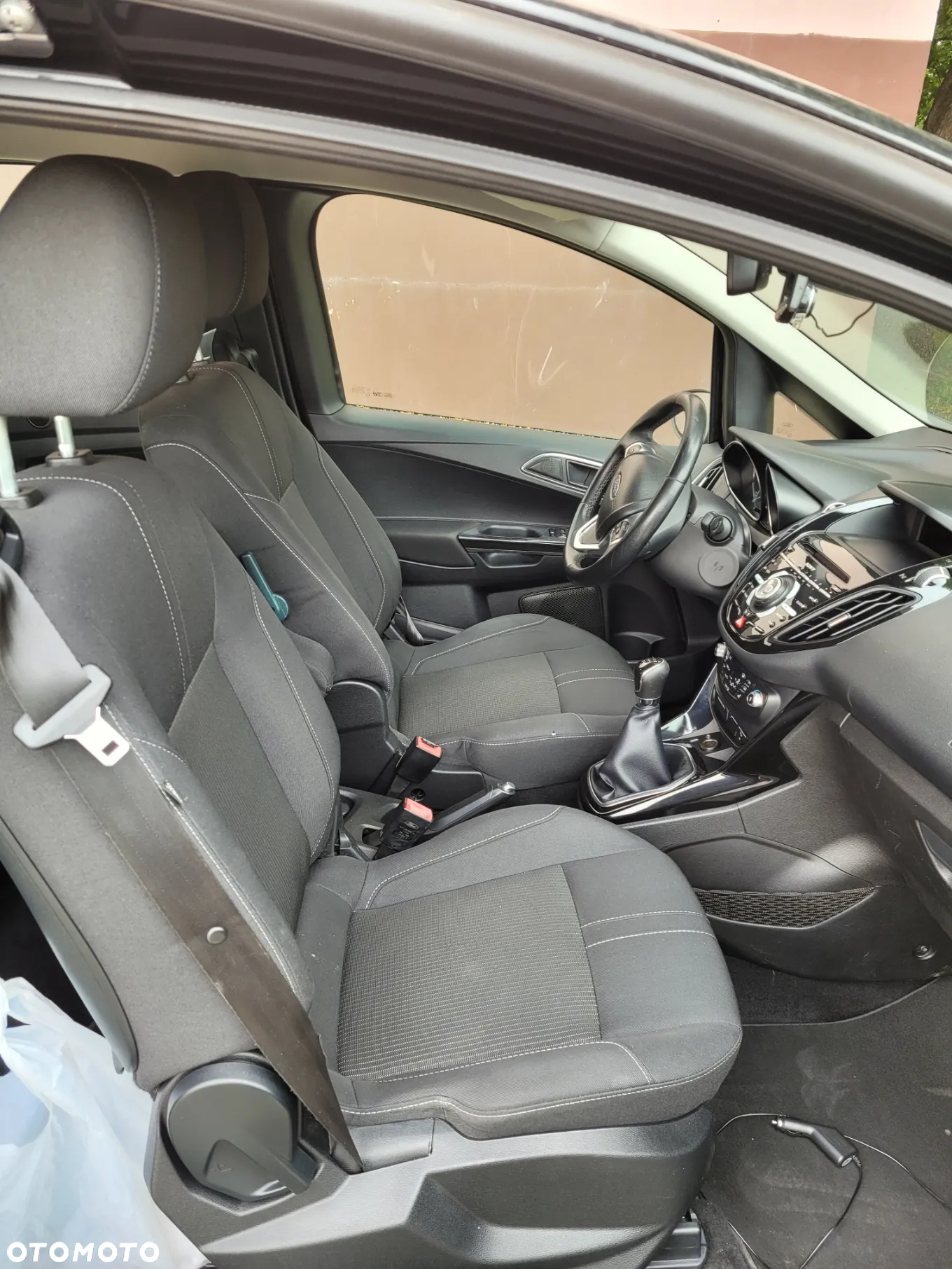 Ford B-MAX - 11