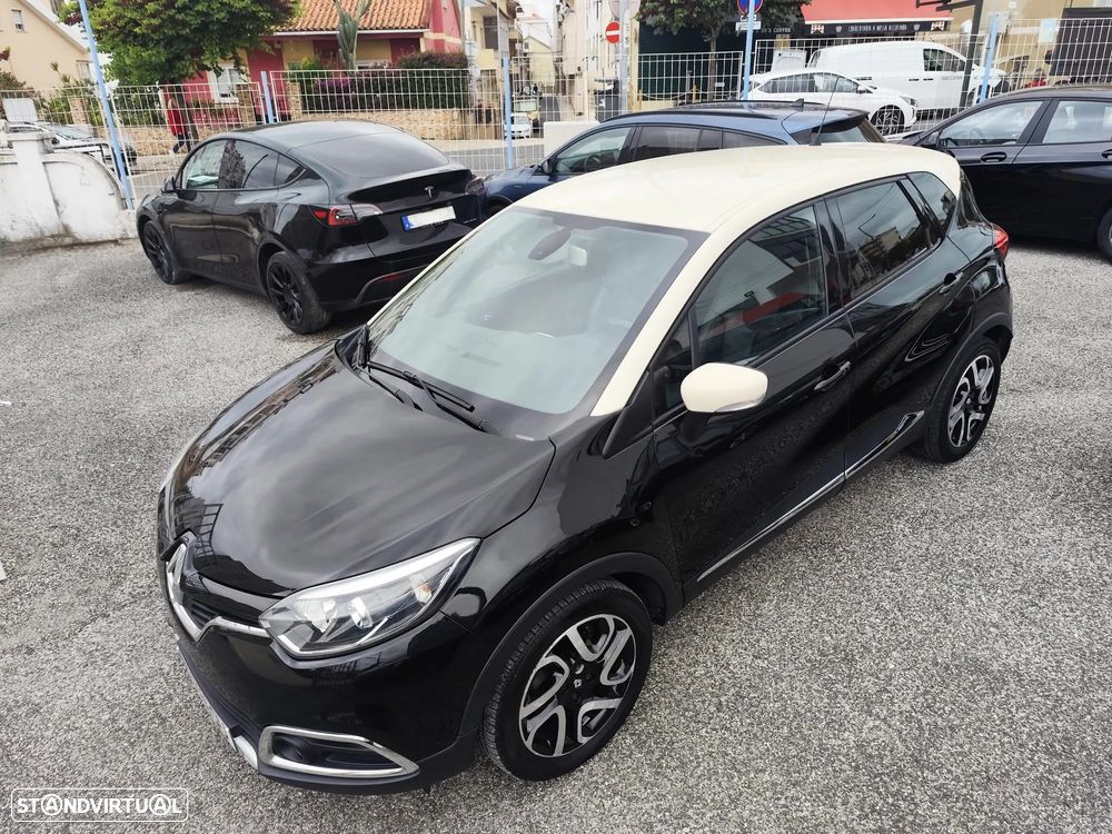 Renault Captur 0.9 TCE Exclusive XMOD - 25