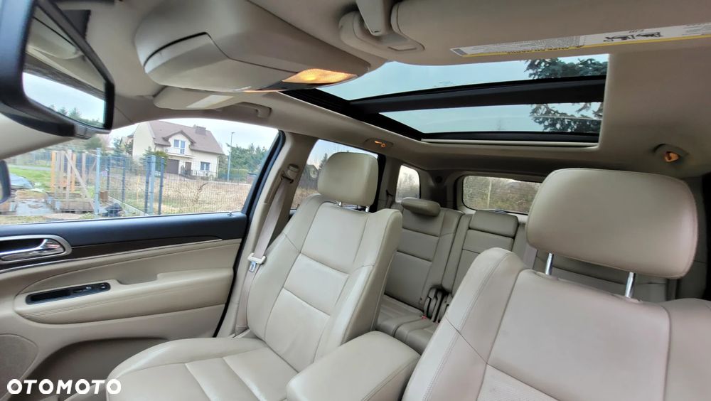 Jeep Grand Cherokee - 8