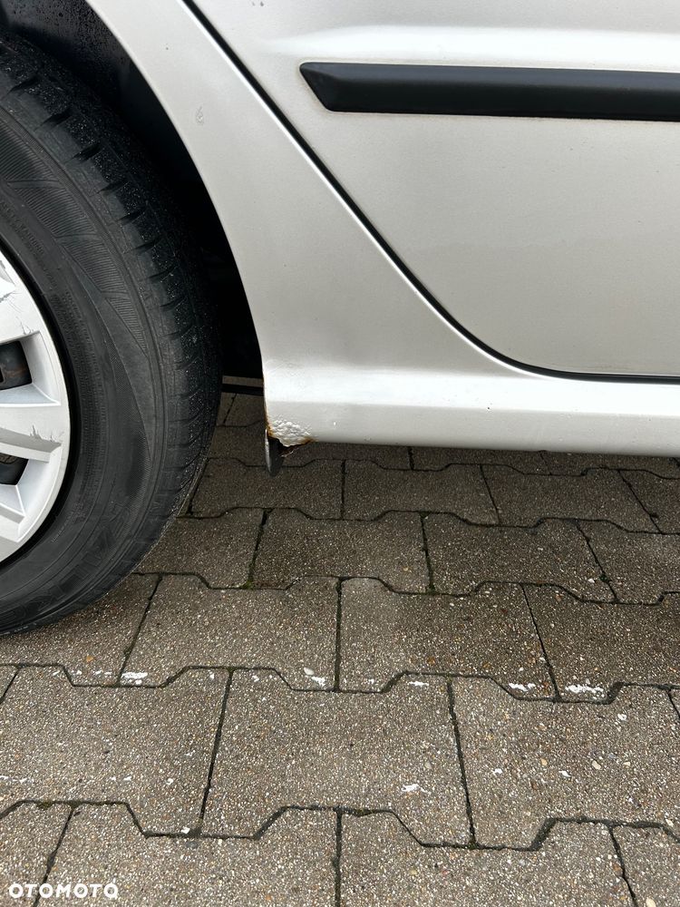 Skoda Fabia 1.4 16V Choice - 12