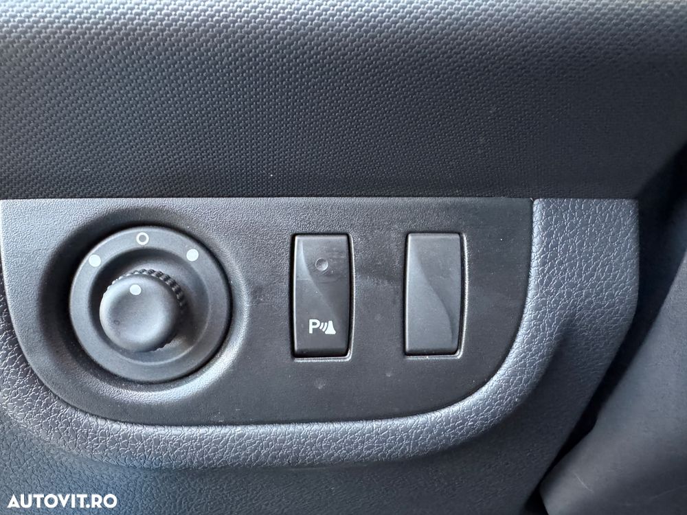 Dacia Sandero Stepway ECO-G 100 MT6 Essential - 28