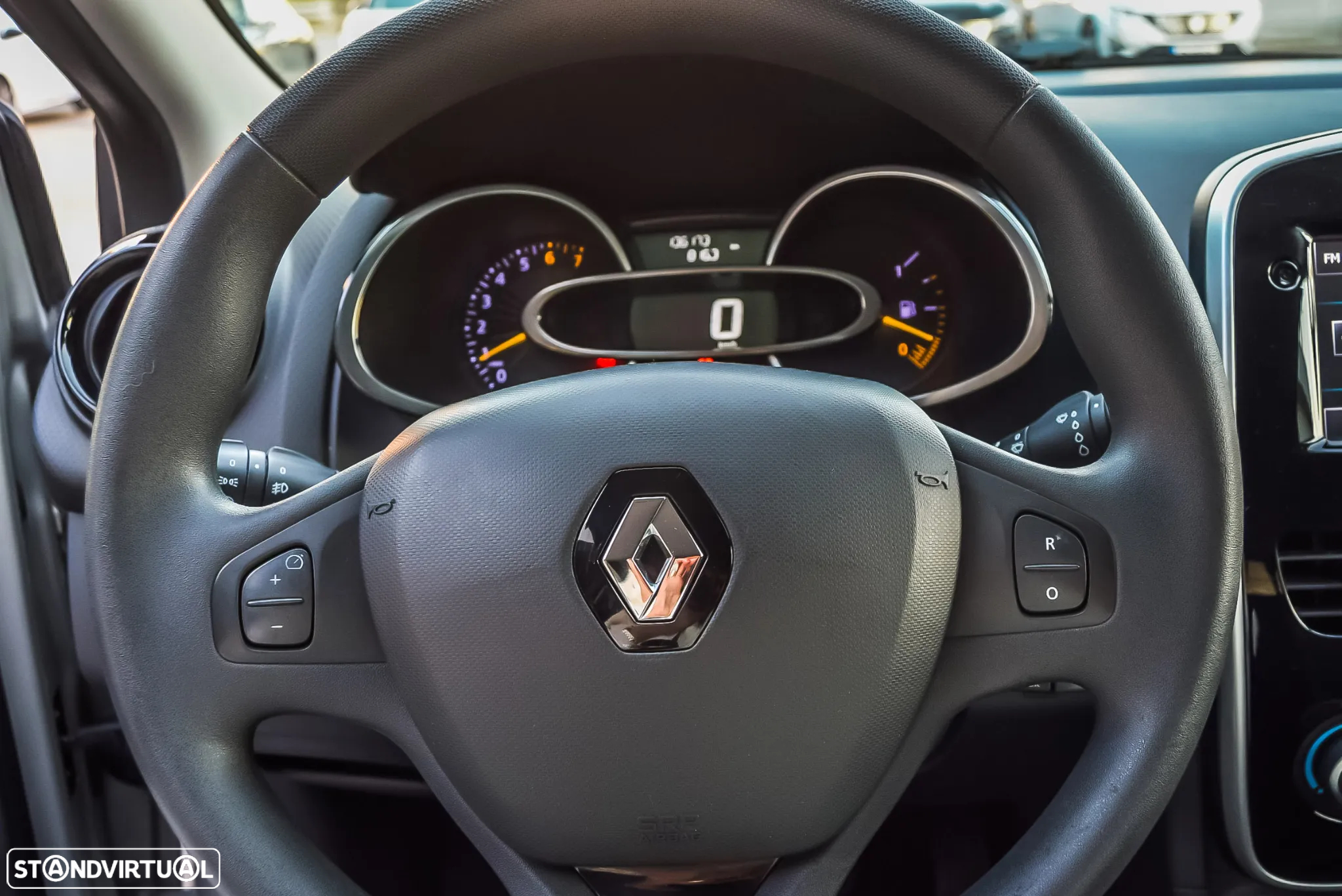 Renault Clio 0.9 TCE Dynamique S - 15