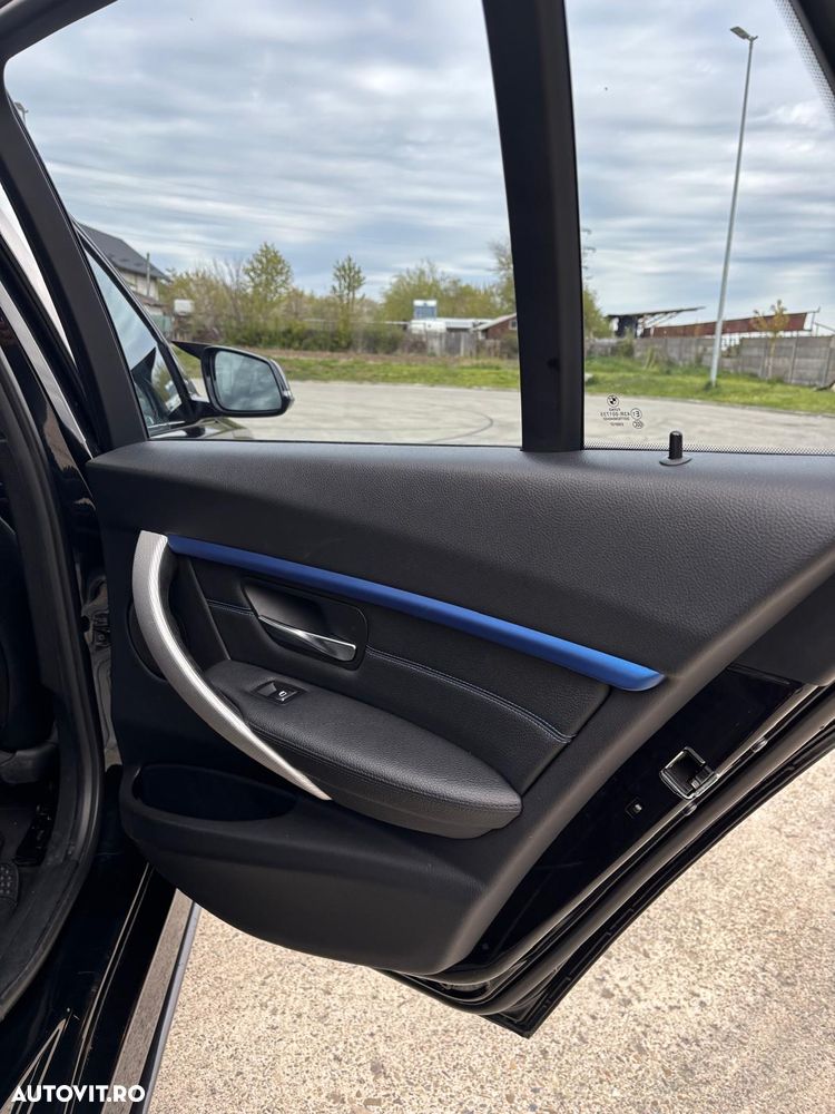 BMW Seria 3 320d Aut. M Sport - 15
