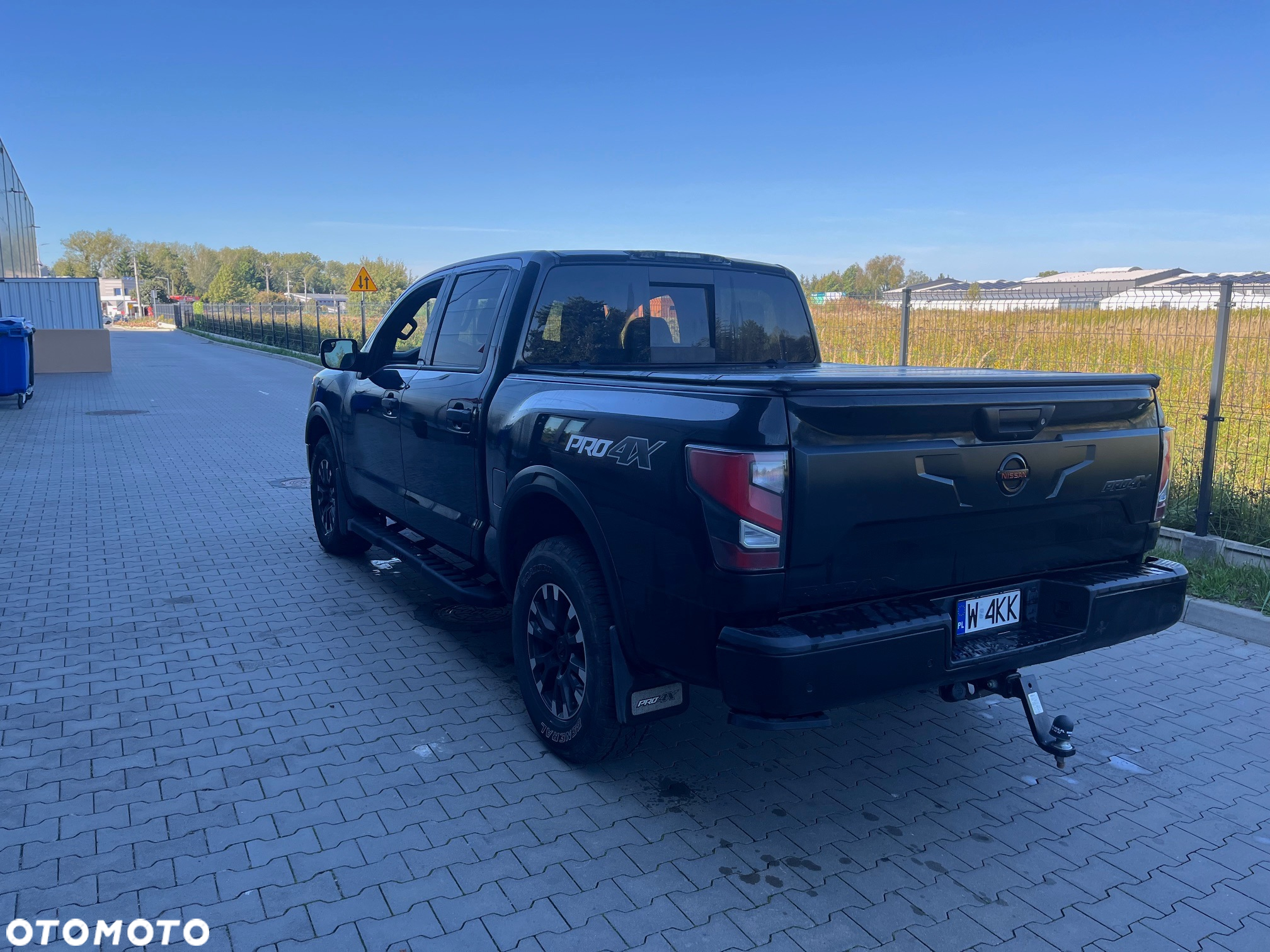 Nissan Titan - 5