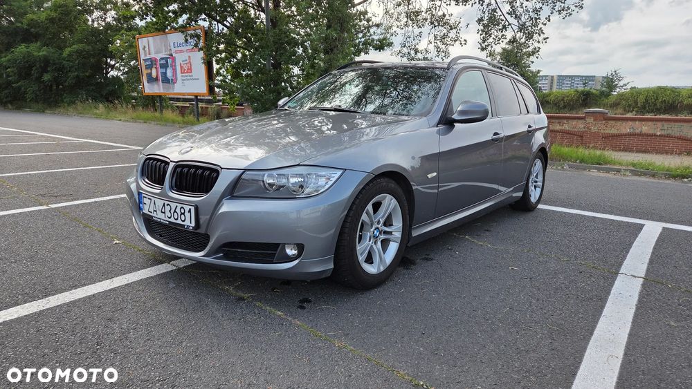 BMW Seria 3 318d - 1