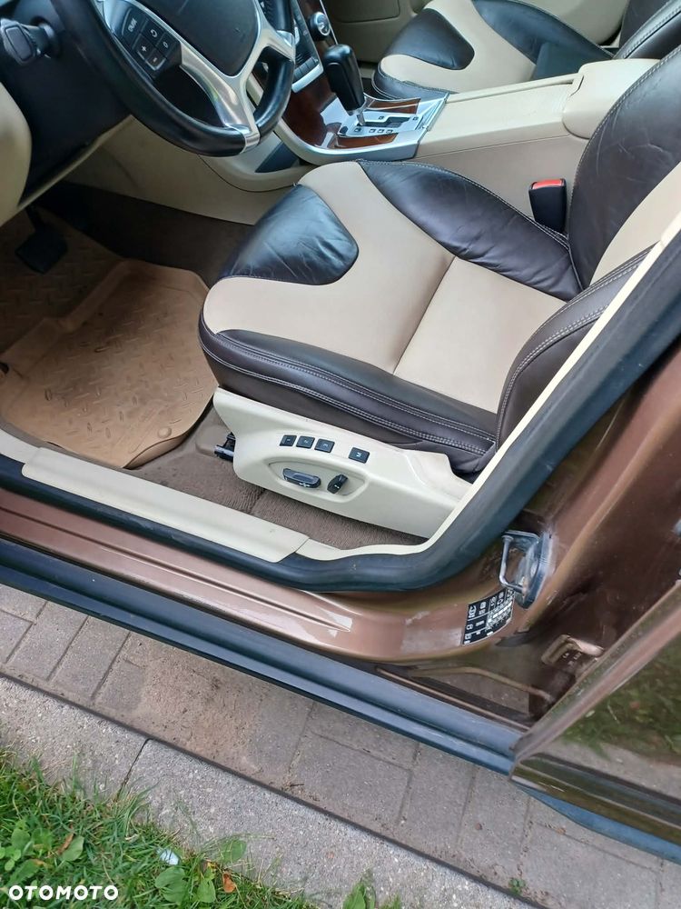 Volvo XC 60 - 9
