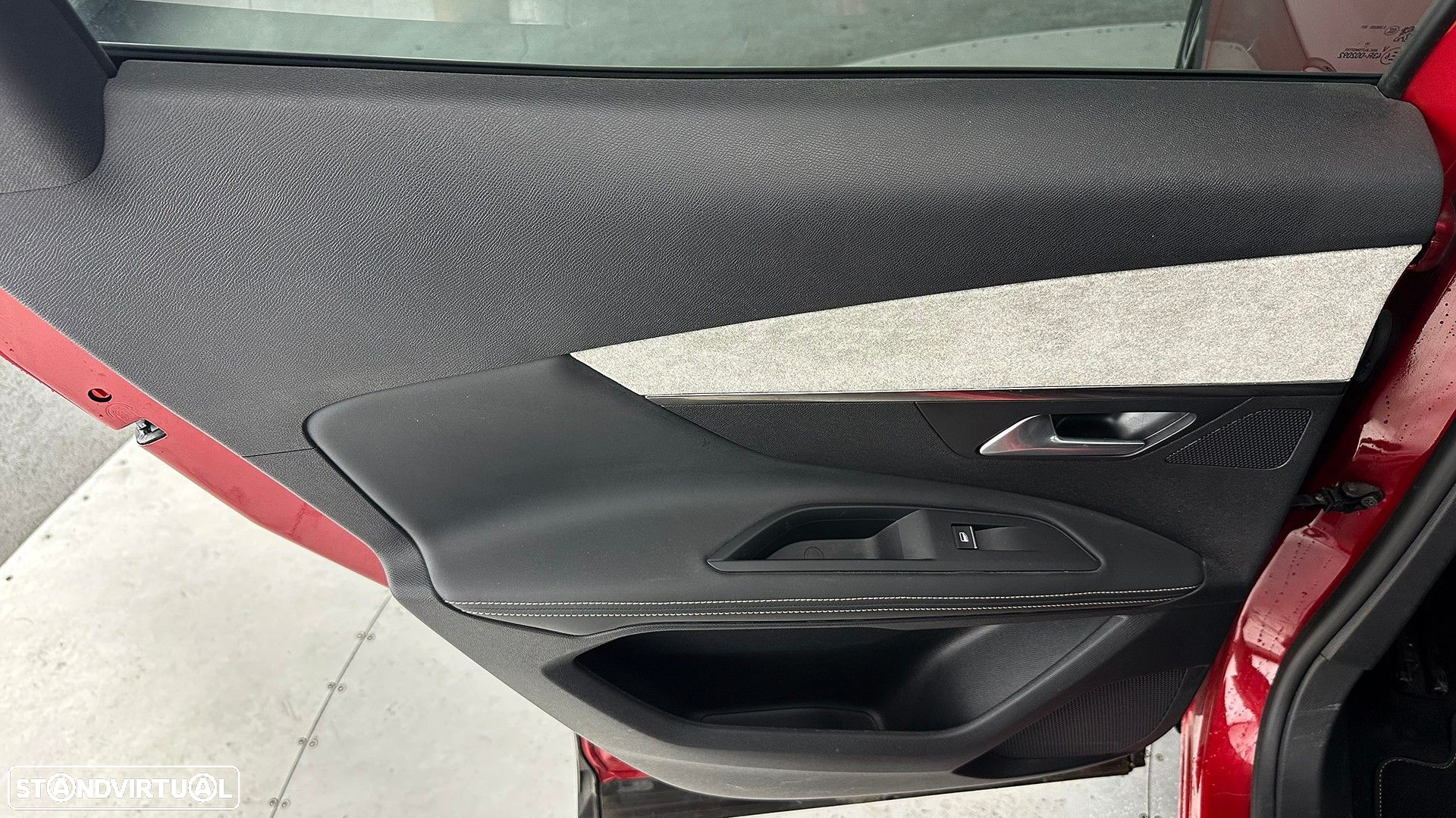 Peugeot 3008 1.2 PureTech GT Pack EAT8 - 48