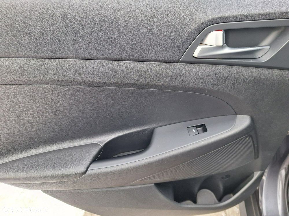 Hyundai Tucson 1.6 GDi Comfort 2WD - 29