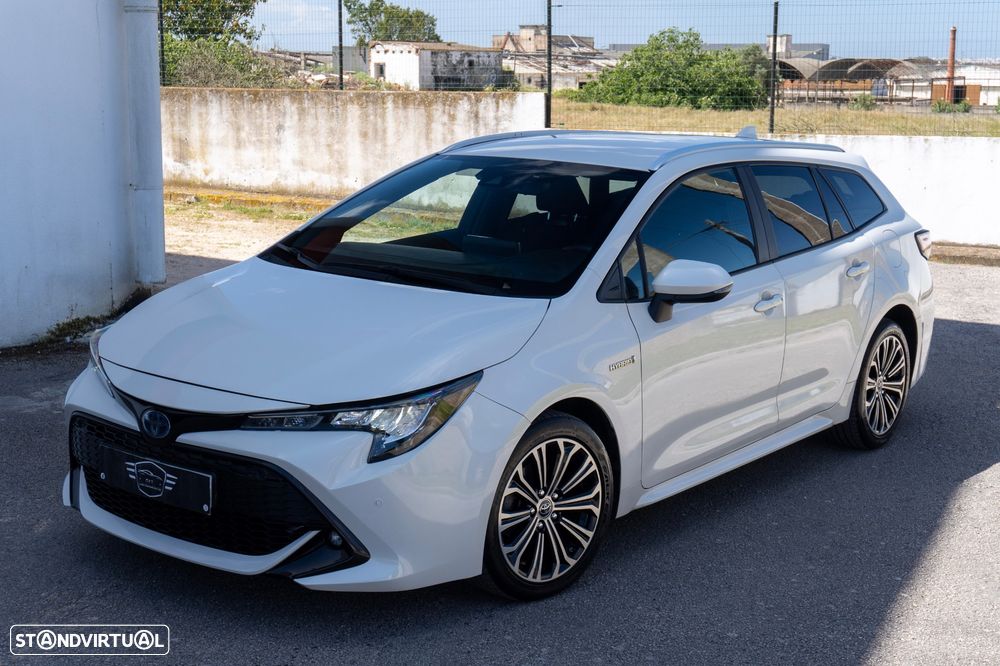 Toyota Corolla Touring Sports 1.8 Hybrid Comfort+P.Sport - 4