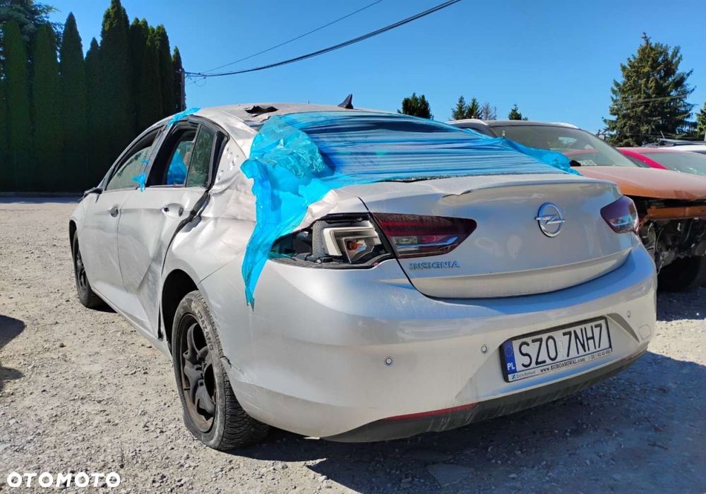 Opel Insignia - 4