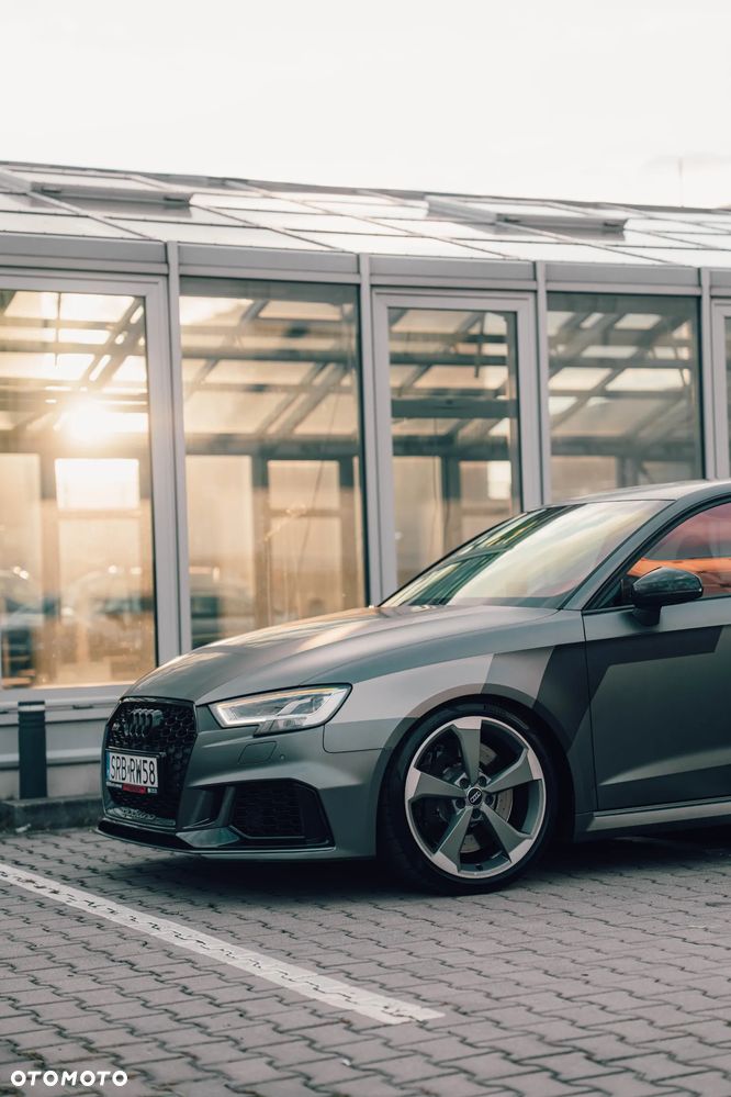 Audi RS3 Sportback - 12