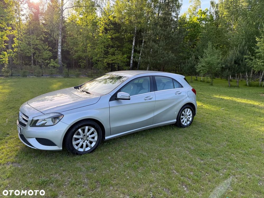 Mercedes-Benz Klasa A 180 (BlueEFFICIENCY) 7G-DCT - 4