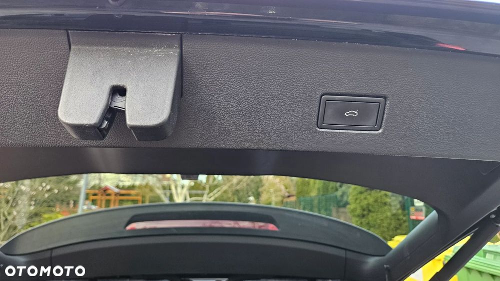 Volkswagen T-Roc 1.5 TSI ACT Premium - 27