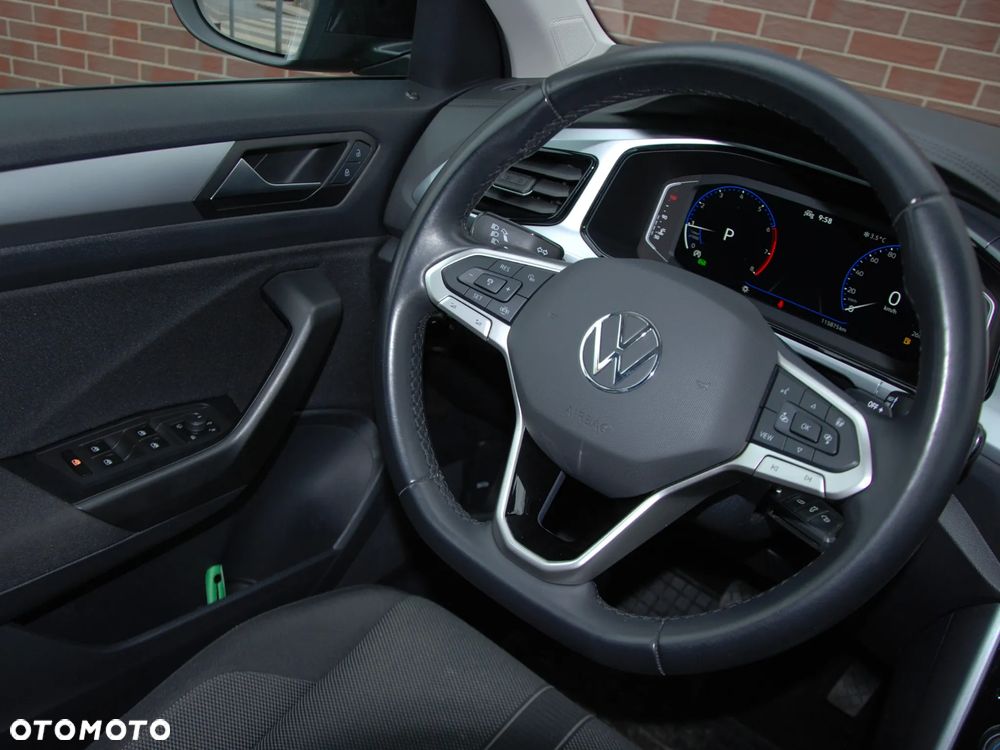 Volkswagen T-Roc 1.5 TSI Life DSG - 26