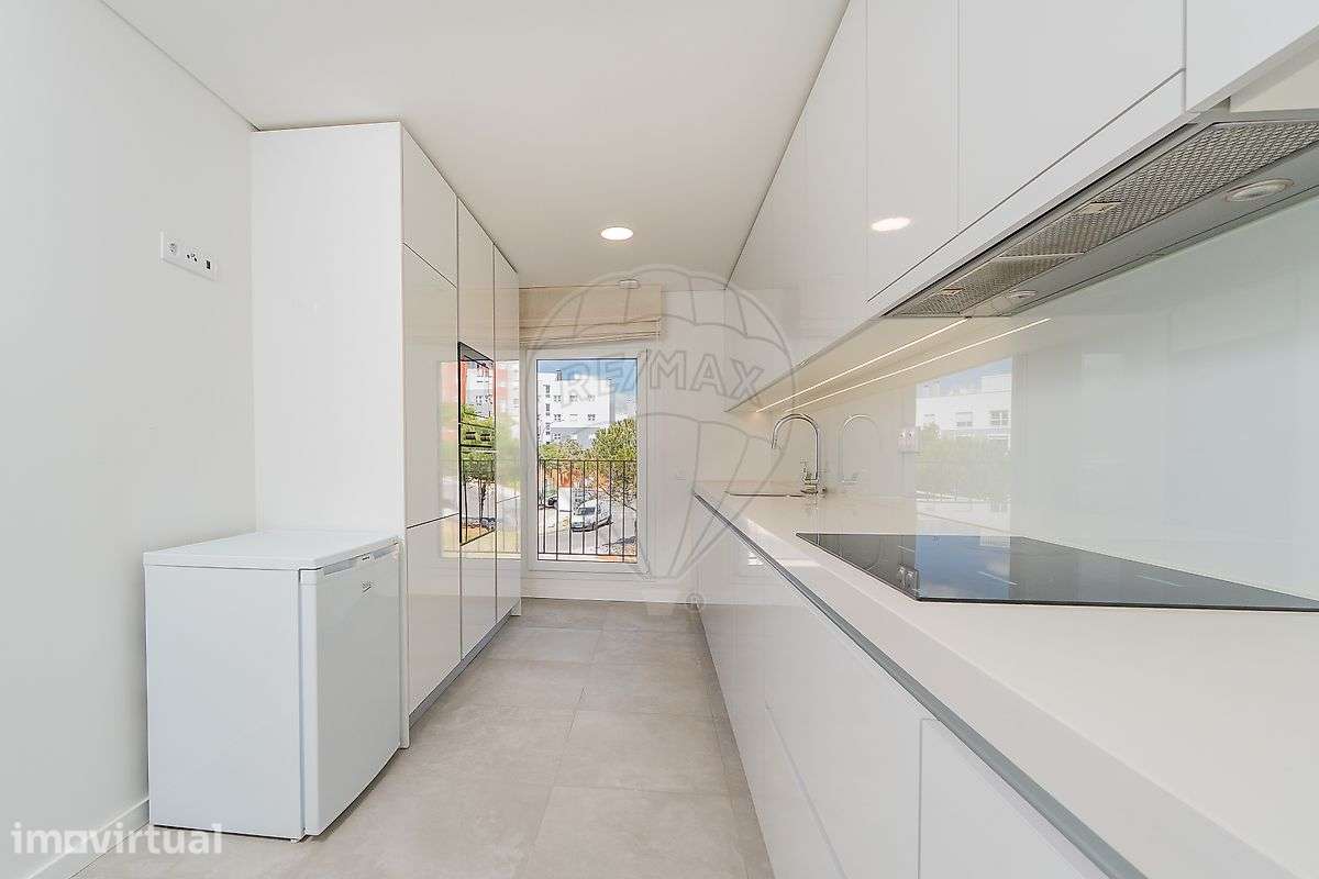 Apartamento T2 para arrendamento - Grande imagem: 2/32