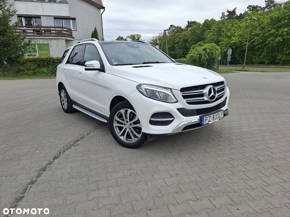 Mercedes-Benz GLE - 1
