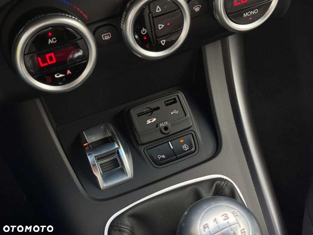 Alfa Romeo Giulietta 1.4 TB 16V Multiair Collezione - 28