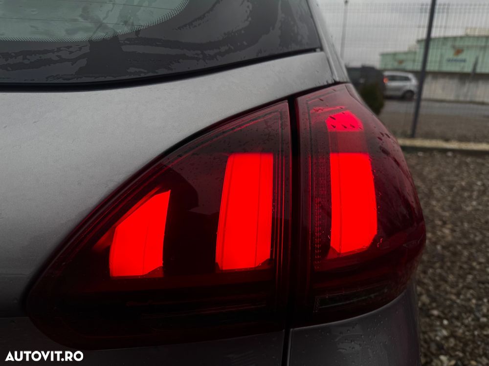 Peugeot 2008 BlueHDi 100 STOP & START Active - 15