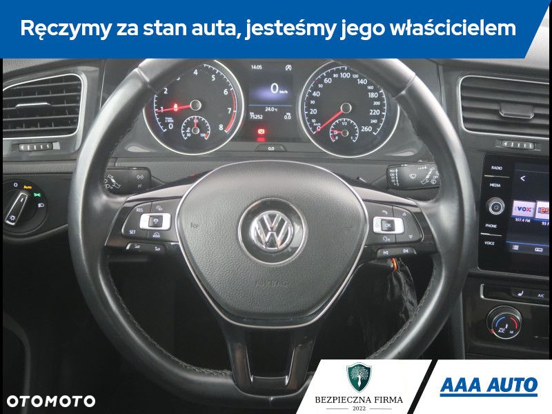 Volkswagen Golf - 16