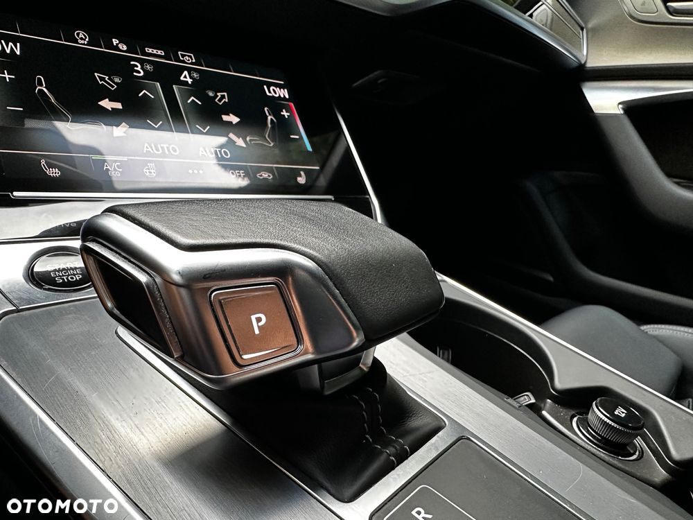 Audi A6 Avant 40 TDI S tronic S line - 34