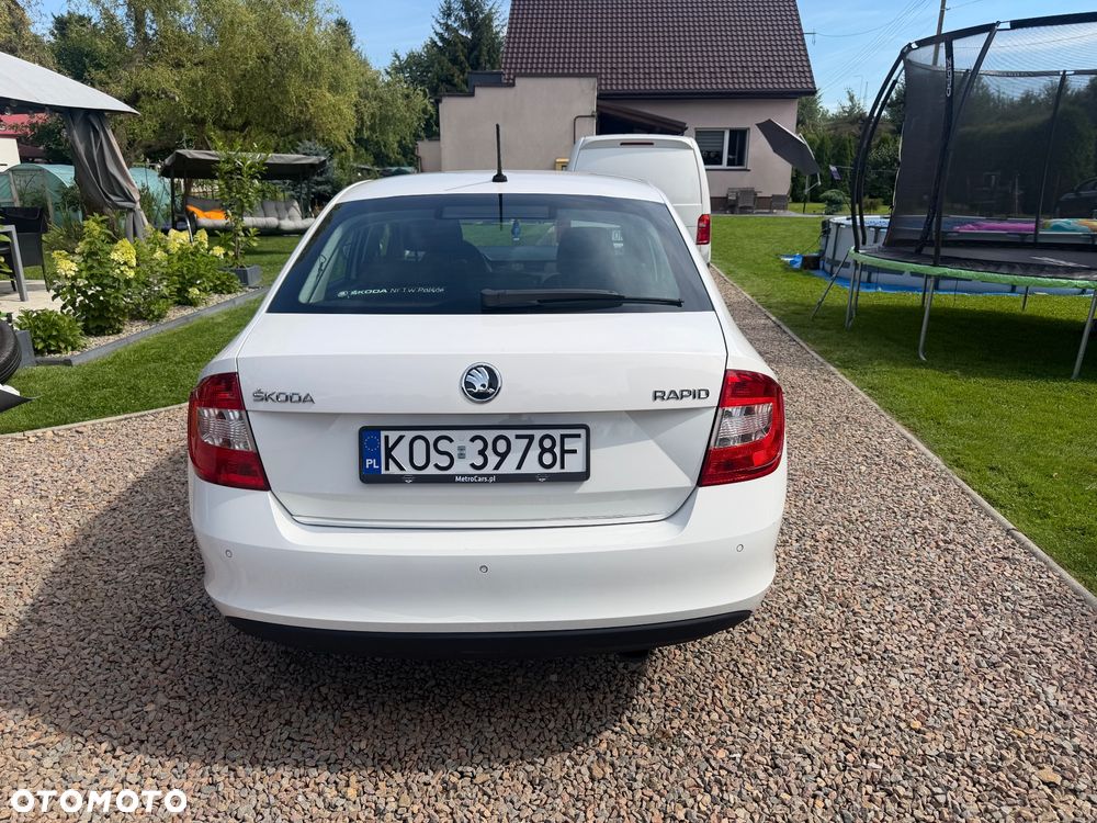 Skoda RAPID 1.2 TSI Active - 8