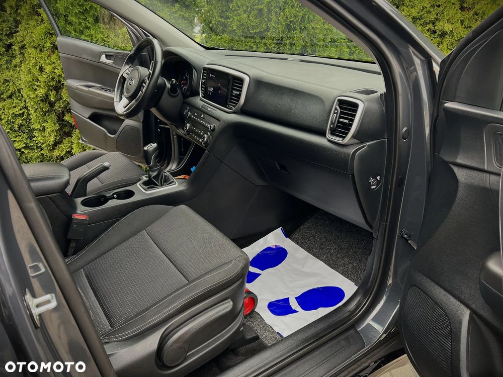 Kia Sportage 1.6 GDI Black Edition 2WD - 26