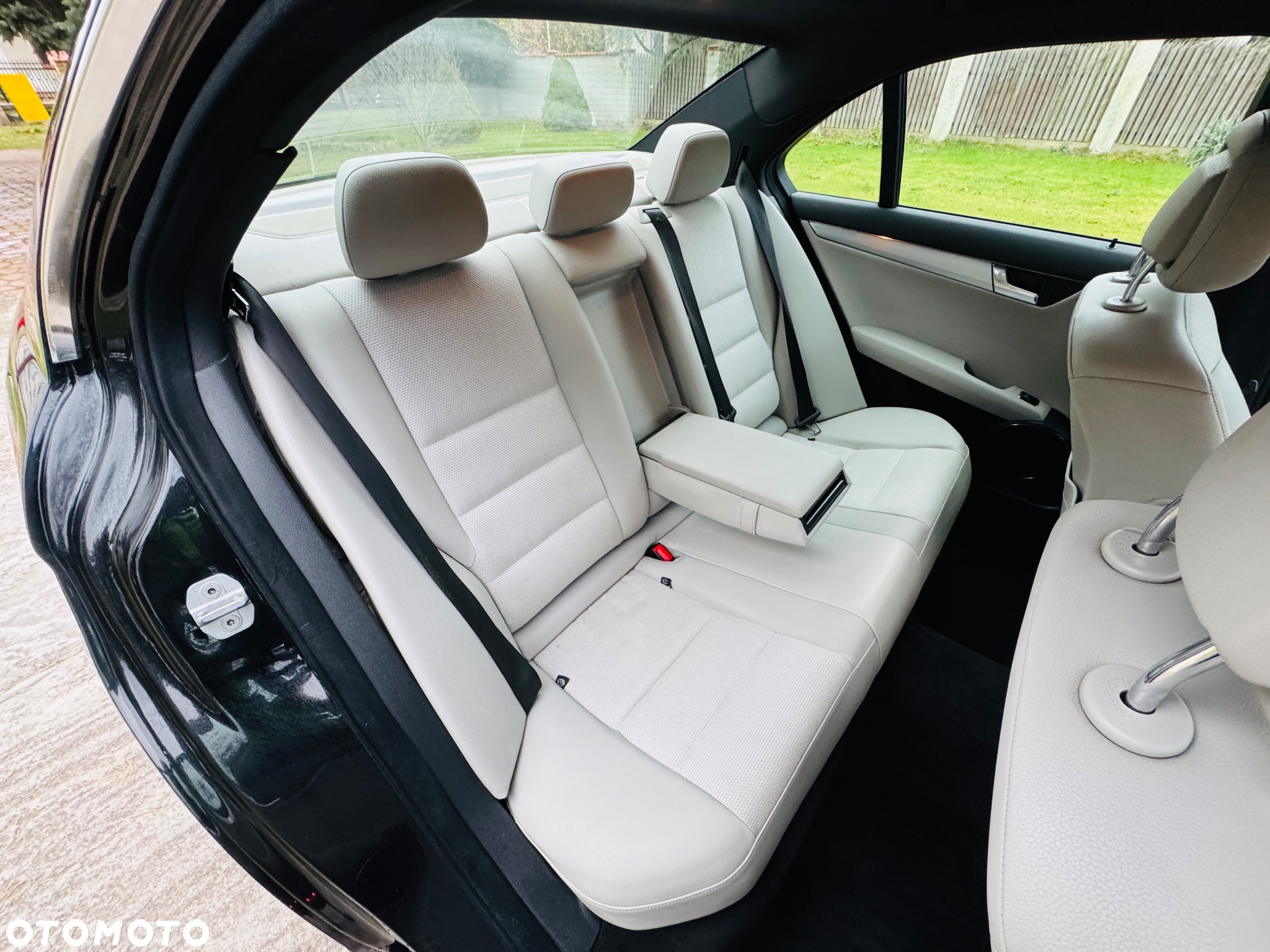 Mercedes-Benz Klasa C 200 CDI Avantgarde - 10