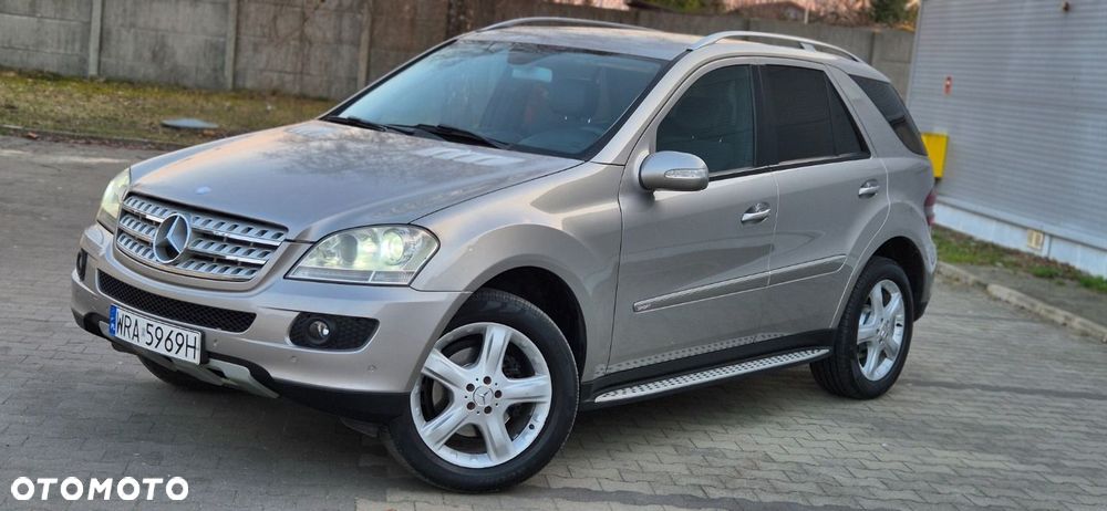 Mercedes-Benz ML 320 CDI 4Matic 7G-TRONIC Edition 10 - 36