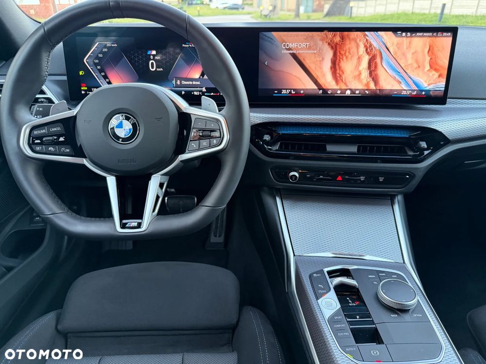 BMW Seria 3 330i xDrive M Sport - 37