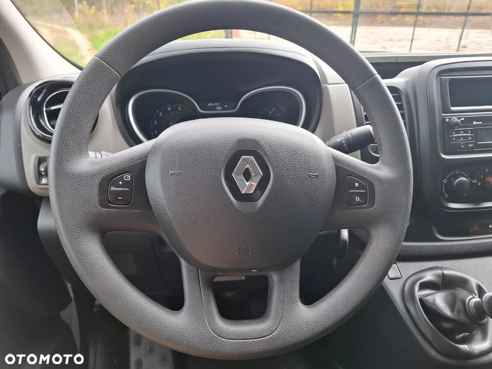 Renault TRAFIC VAT-1*KLIMATYZACJA*PEŁEN BLASZAK ! 3-OSOBOWY BEZ Ad Blue - 19