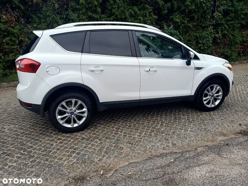 Ford Kuga 2.0 TDCi 4x4 Titanium - 17