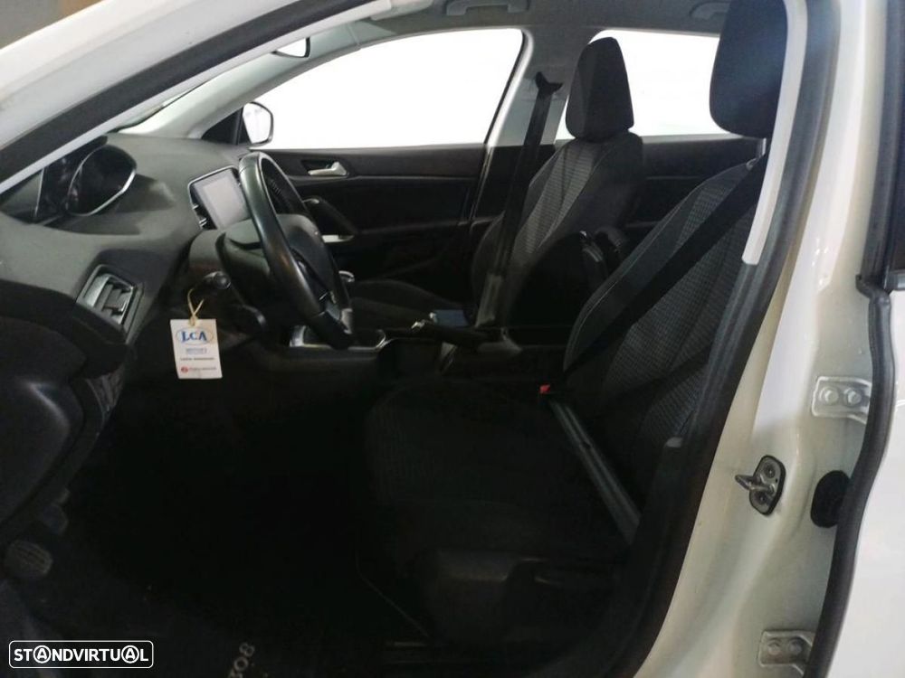 Peugeot 308 1.5 BlueHDi Business Line - 4