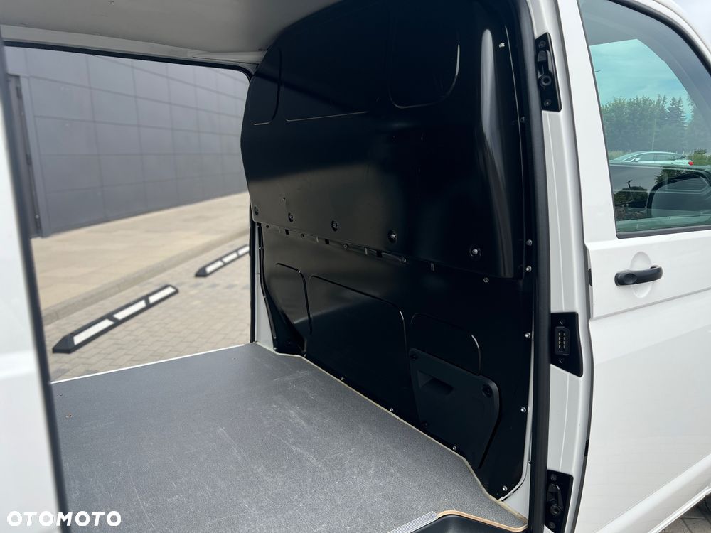 Volkswagen T6 Lang - 12