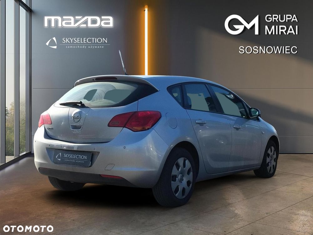 Opel Astra - 6