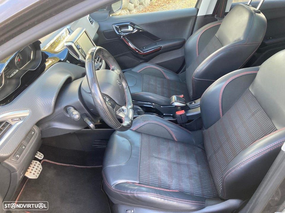 Peugeot 2008 1.2 PureTech GT Line EAT6 - 3