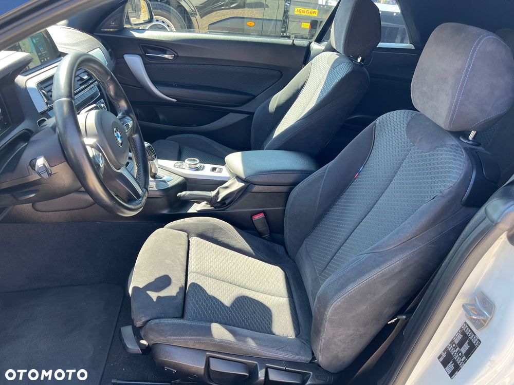 BMW Seria 2 218d - 20